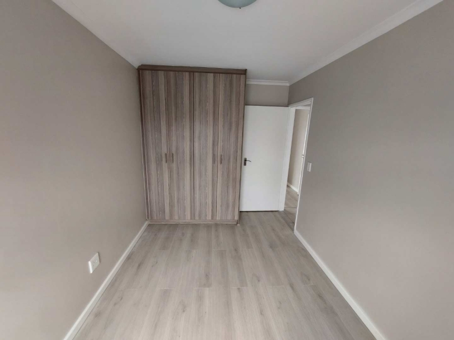 To Let 2 Bedroom Property for Rent in Muizenberg Western Cape